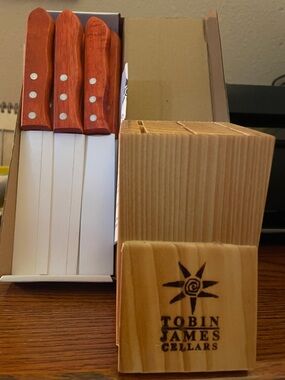 Tobin James  Kitchen Knife Set with Wooden Block and Handles